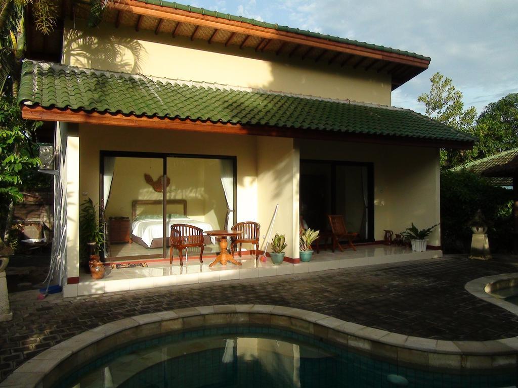 Villa Yukie Senggigi Montongbuwoh Chambre photo