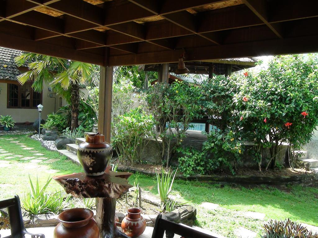 Villa Yukie Senggigi Montongbuwoh Chambre photo