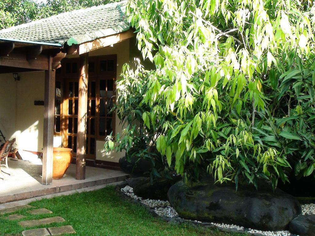 Villa Yukie Senggigi Montongbuwoh Chambre photo