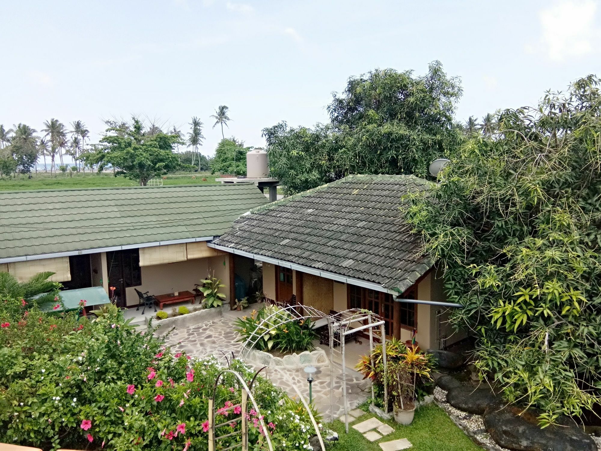 Villa Yukie Senggigi Montongbuwoh Extérieur photo
