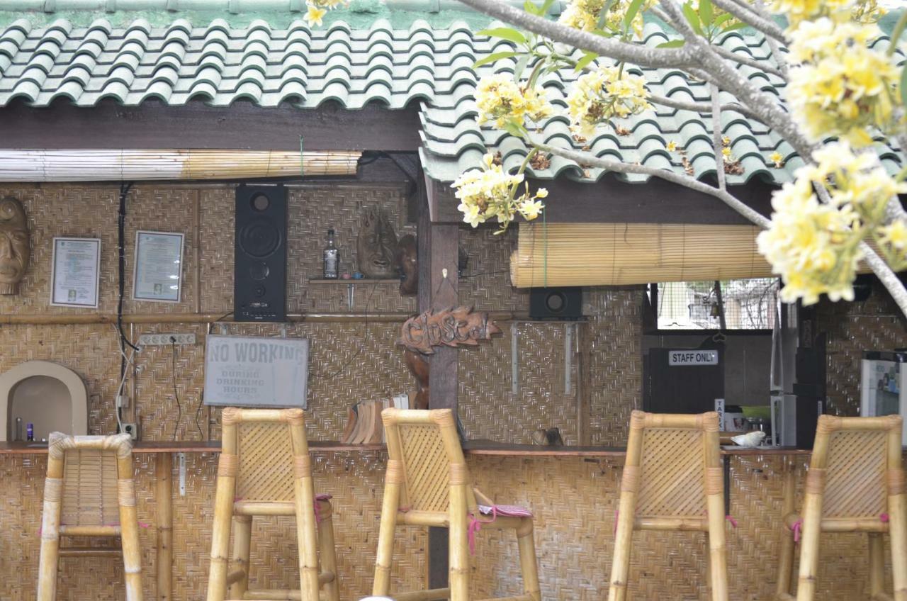 Villa Yukie Senggigi Montongbuwoh Extérieur photo